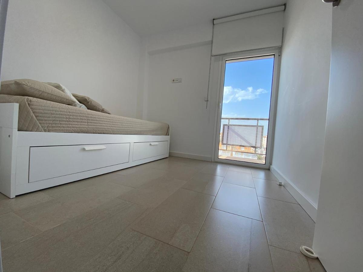 Atico En Primerisima Linea De Playa!!! Denia Exterior photo